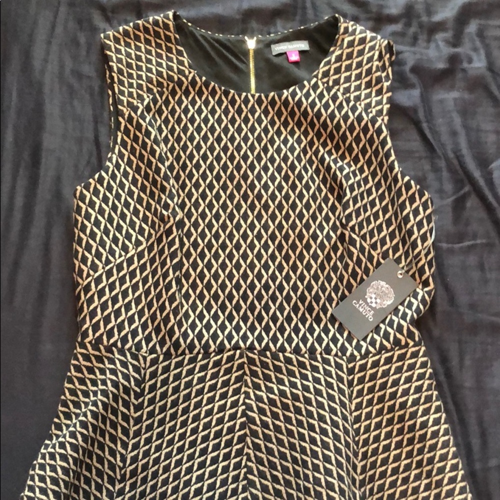 Vince Camuto gold and black blouse